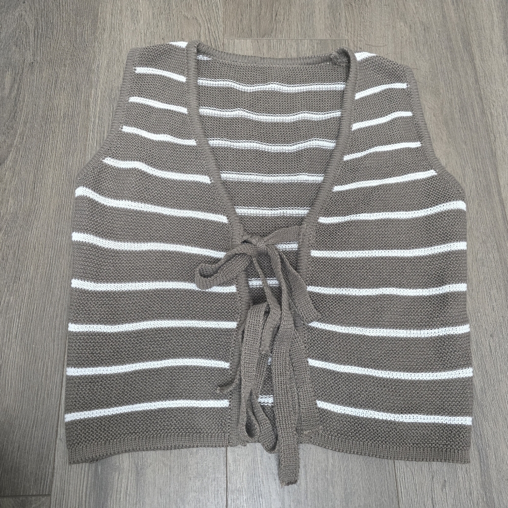 Knit Sweater Vest Open Front With Two Ties Bows Stripes Grey White Size XS